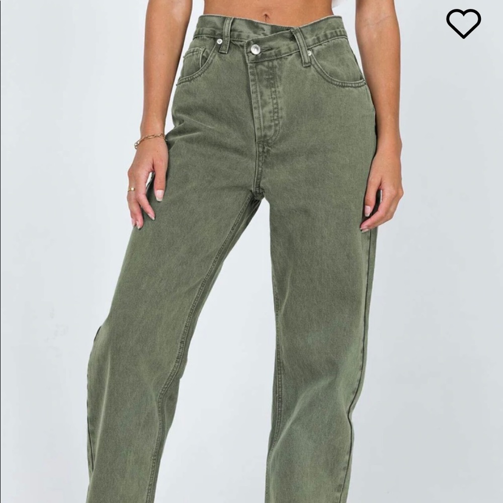 HOLLY ASYMMETRIC STRAIGHT LEG JEAN GREEN DENIM